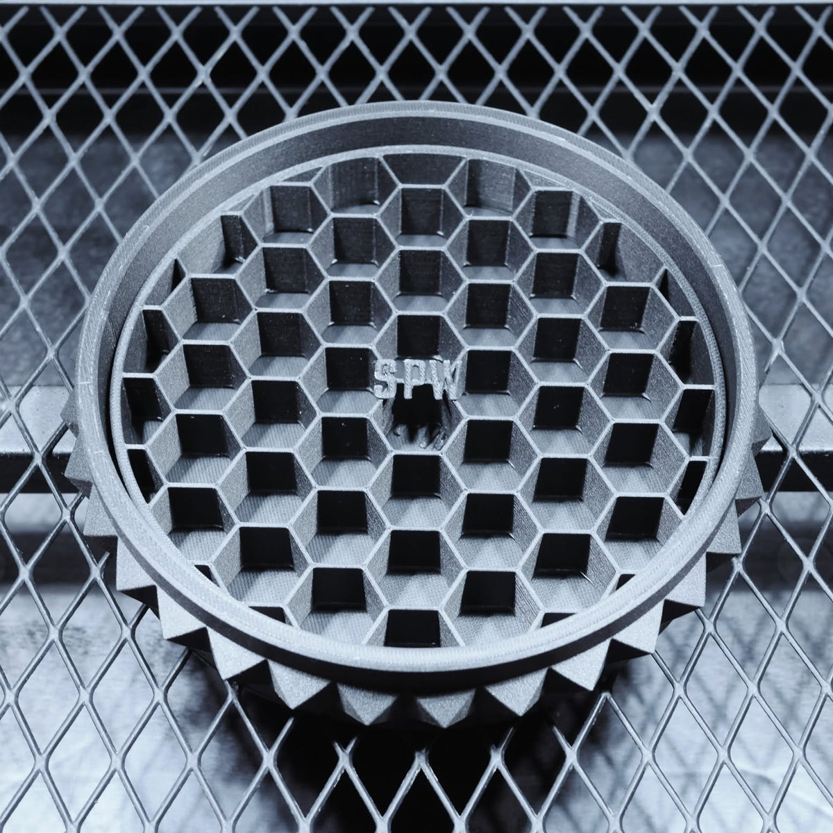 DUAL MESH TRAY STUD｜SIZE M（受け皿）