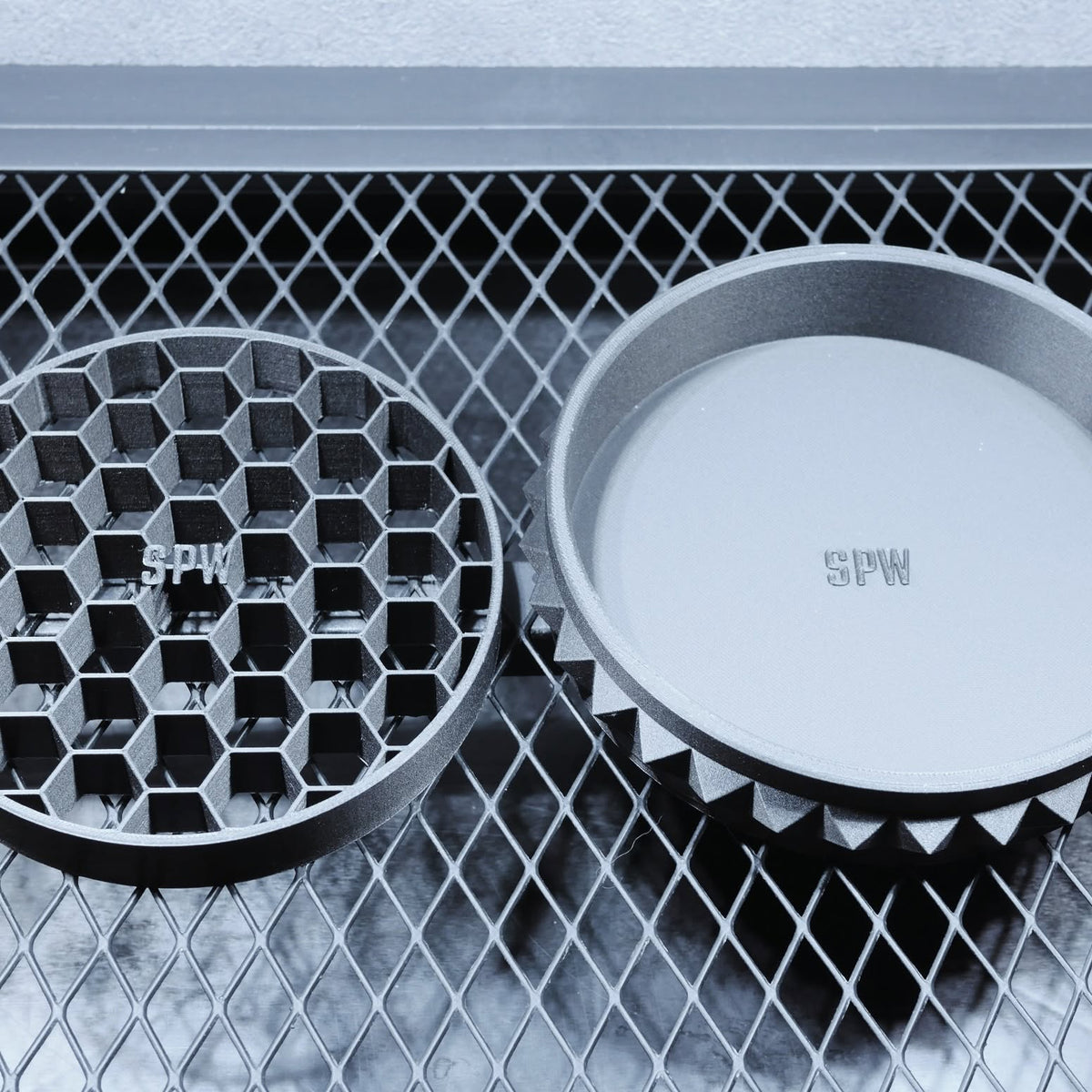 DUAL MESH TRAY STUD｜SIZE M（受け皿）