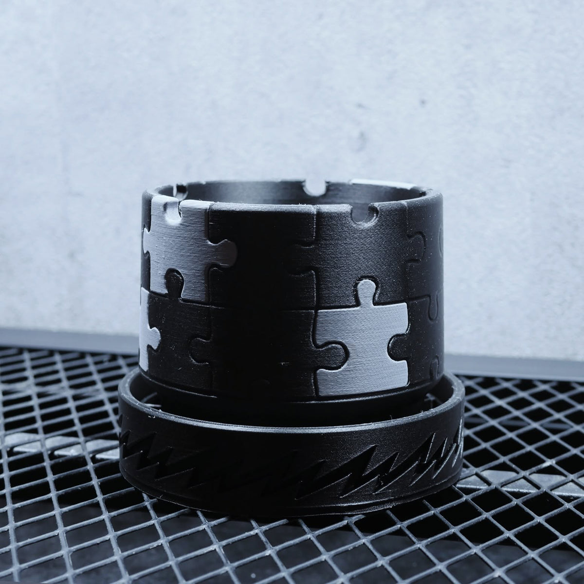 DUAL MESH TRAY THUNDER｜SIZE M（受け皿）